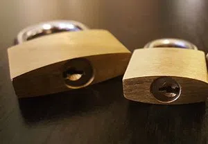 Union Locksmith Store Seal Beach, CA 562-274-0789 - key-broke-in-lock